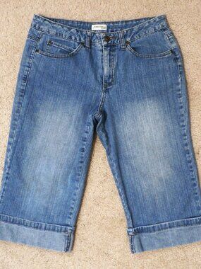 ST. JOHN'S BAY Petite Stretch Women's Size 8P Long Jean Shorts 31" Waist
